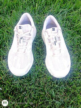Salomon Trail Running Shoes White Size 9
